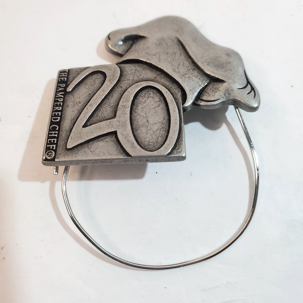 Vintage Pampered Chef Pewter Tone Charm Holder Pin Brooch Hat 20 Cooking Baking